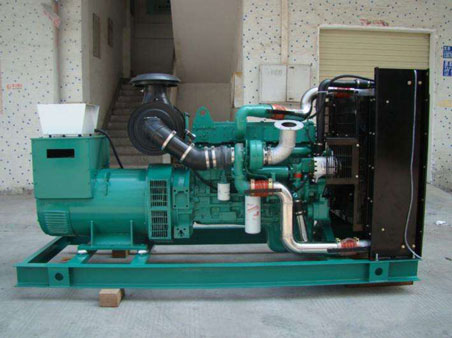 崇川1100kw康明斯柴油发电机组图片 崇川1100kw康明斯柴油发电机组图片